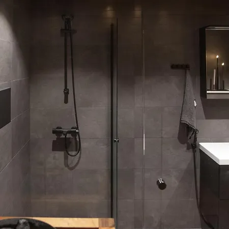 Auroras - Quality 2 Bdr In Prime Location Of Levi