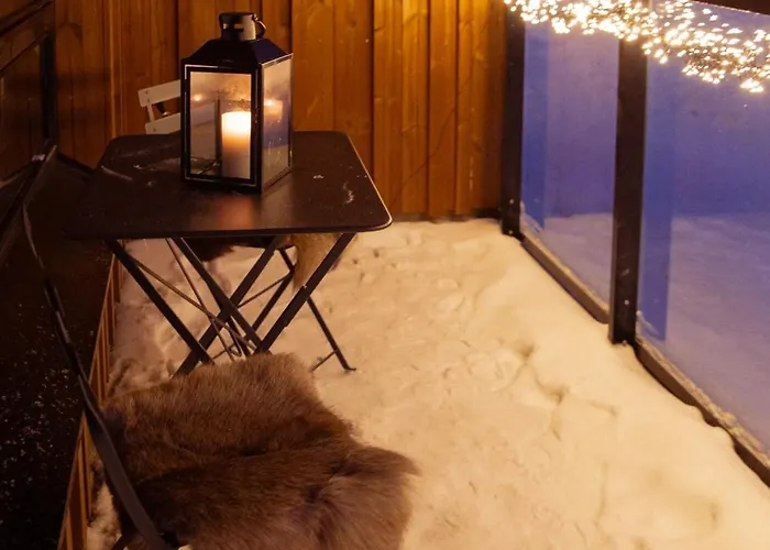 Auroras - Quality 2 Bdr In Prime Location Of *